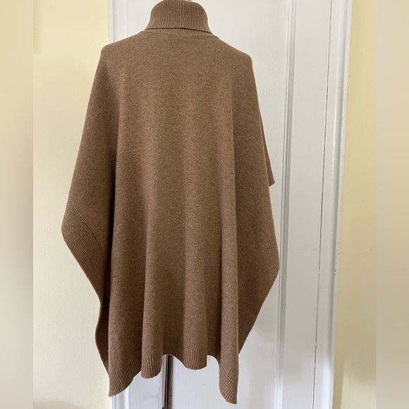 New, BOSS
Landera Turtleneck Poncho - Picture 3 of 10